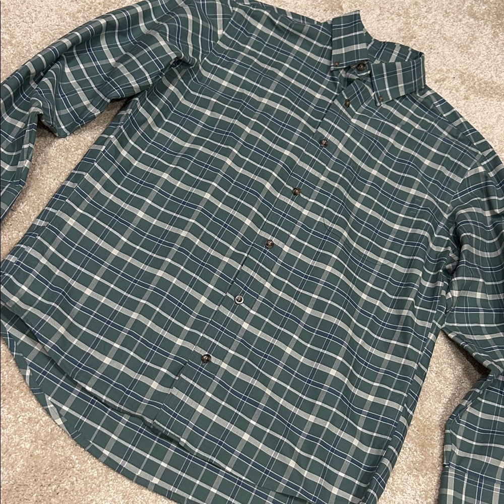 ✨4for12✨ Cabela’s Outfitter Series Men’s Button Down Shirt